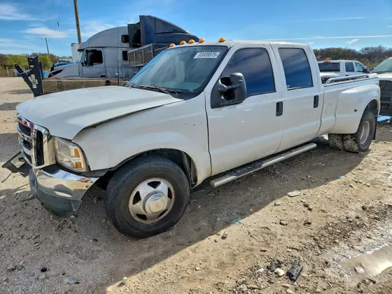 2001 Ford Super Duty F-350 DRW XL