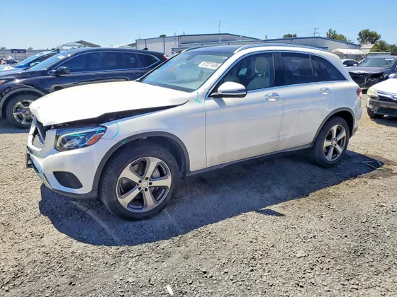 2017 Mercedes-Benz GLC GLC 300