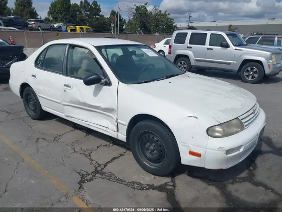 1997 Nissan Altima XE