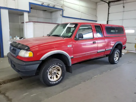 1999 Mazda B-Series 4WD Truck SE