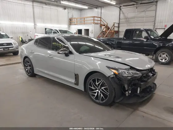 2022 Kia Stinger GT-Line