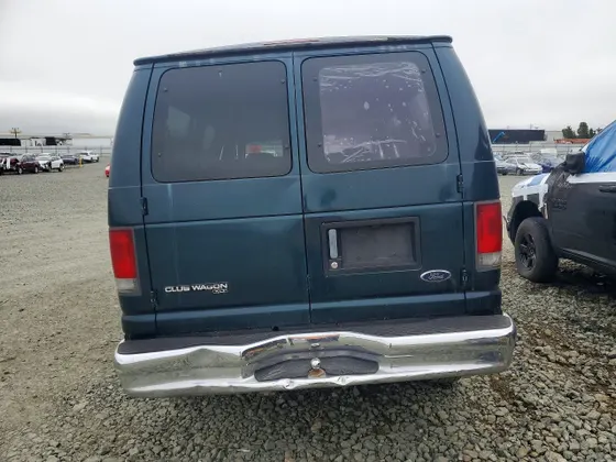 1998 Ford Club Wagon XL