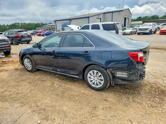 2013 Toyota Camry LE