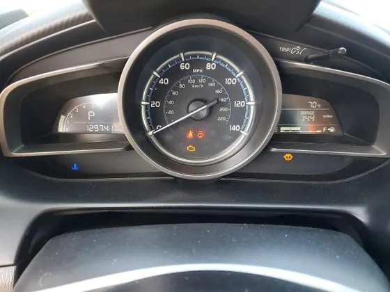 2020 Toyota Yaris Hatchback LE