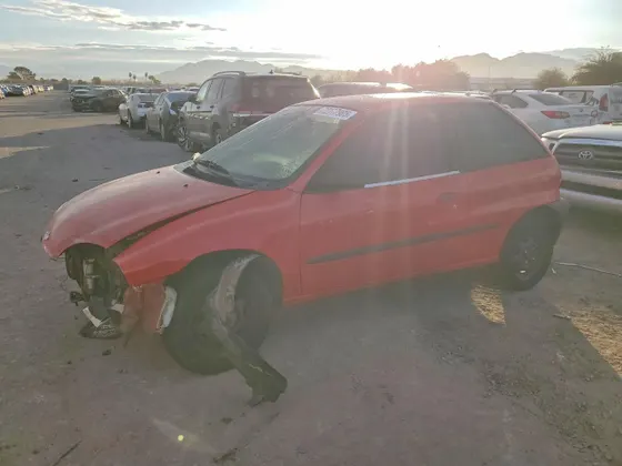 2000 Geo Metro