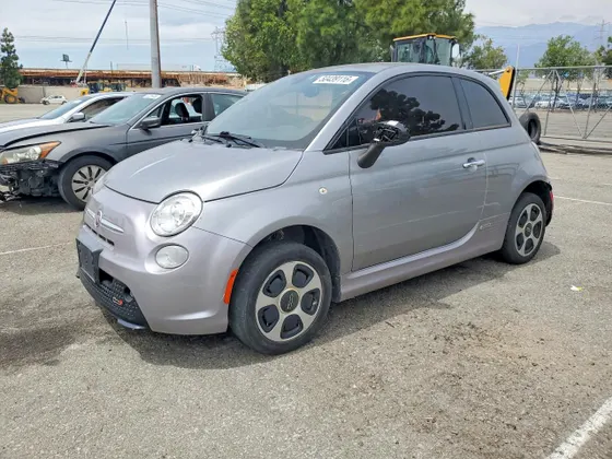 2016 FIAT 500e 500