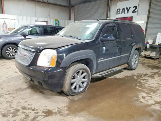 2010 GMC Yukon Denali