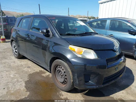 2011 Scion xD