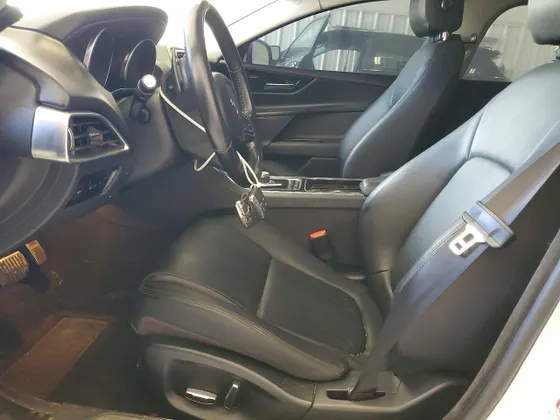 2019 Jaguar XE 25t Premium