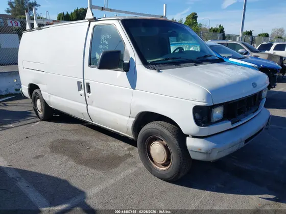 2001 Ford Econoline Cargo Van COMMERCIAL/RECREATIONAL