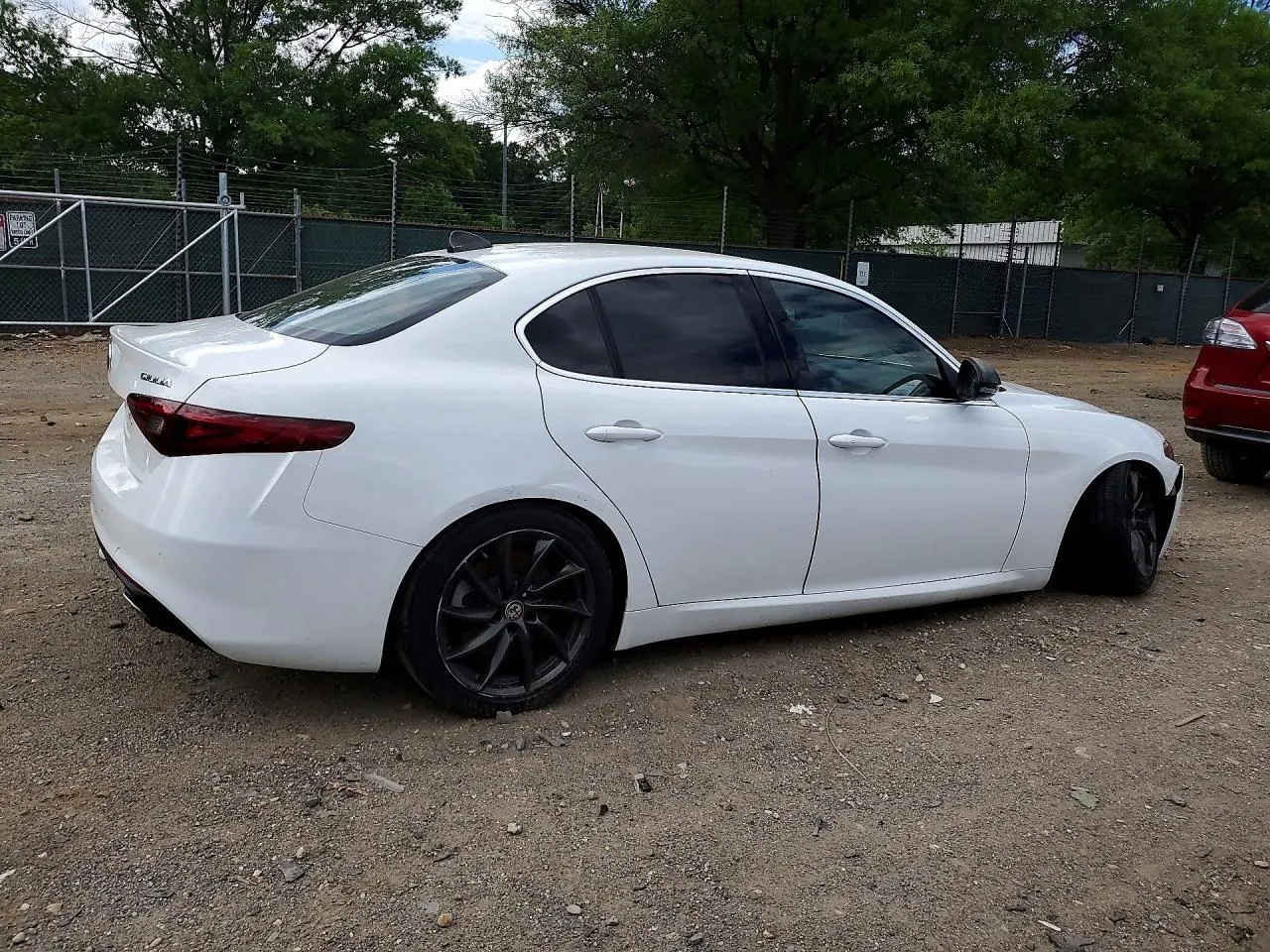 2017 Alfa Romeo Giulia