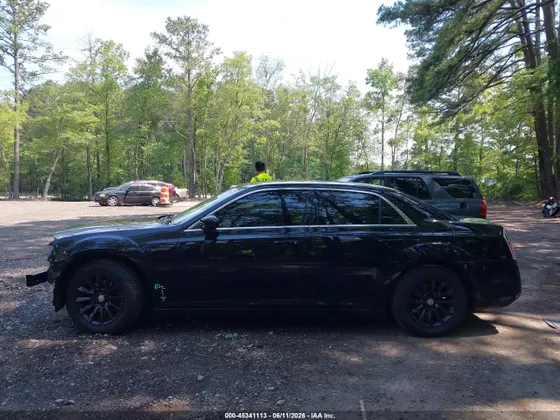 2013 Chrysler 300 MOTOWN