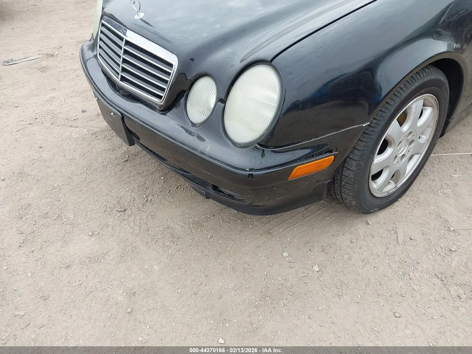 2000 Mercedes-Benz CLK-Class