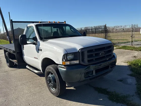 2004 Ford F-550 SUPER DUTY
