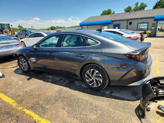 2026 Hyundai Sonata Hybrid Blue
