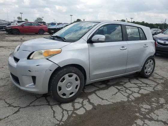 2010 Scion xD SCION XD