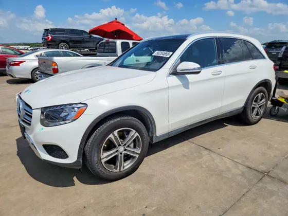 2017 Mercedes-Benz GLC GLC 300