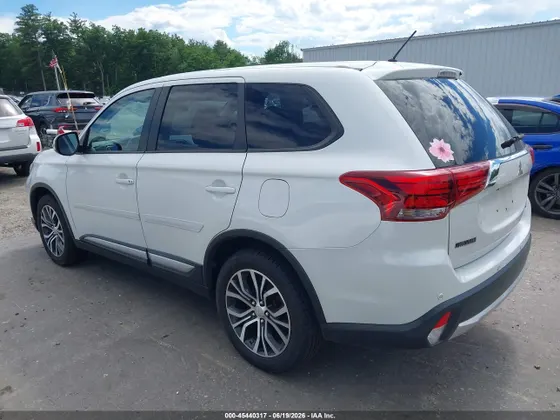 2016 Mitsubishi Outlander SE