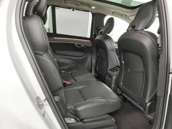 2025 Volvo XC90 Plug-In Hybrid Ultra