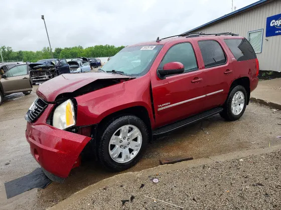 2011 GMC Yukon SLT
