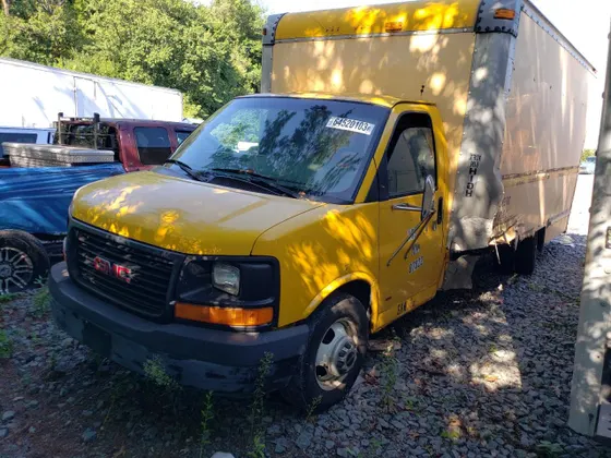 2003 GMC Savana Cutaway C6Y SRW