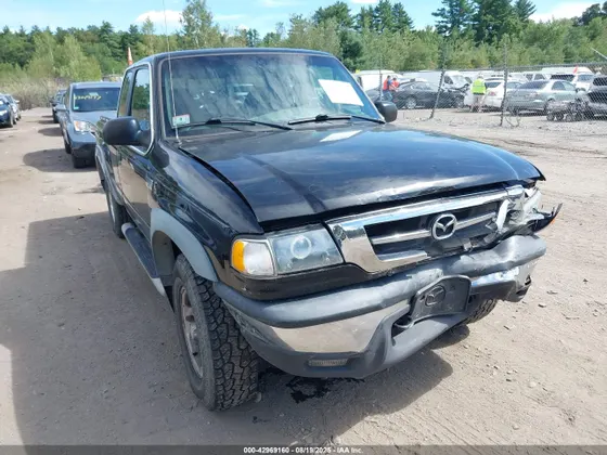 2003 Mazda B-Series 4WD Truck SE