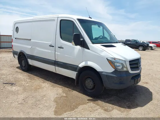 2016 Mercedes-Benz Sprinter Cargo Vans NORMAL ROOF