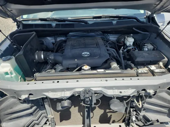 2021 Toyota Tundra 2WD SR5