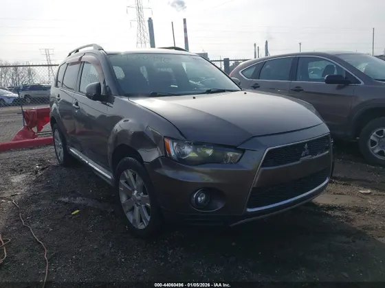 2010 Mitsubishi Outlander SE