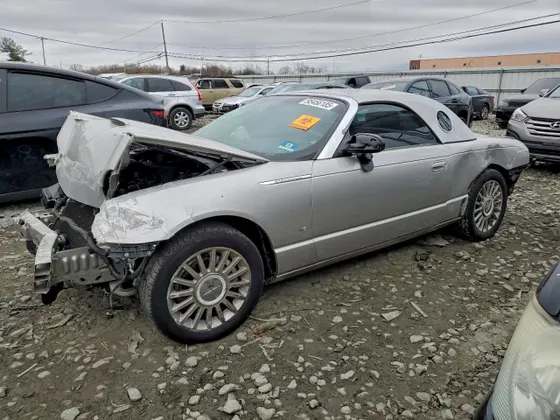 2005 Ford Thunderbird Deluxe