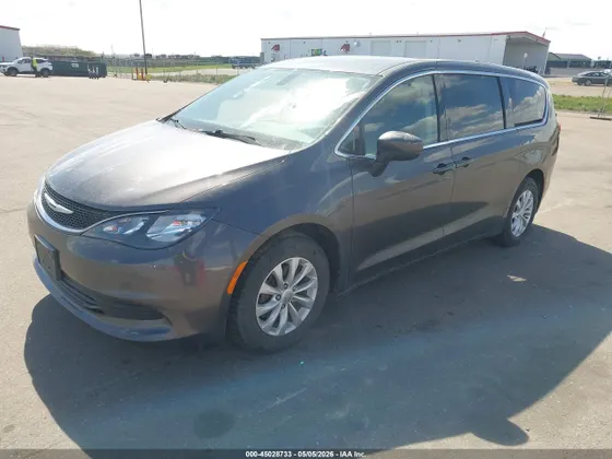2017 Chrysler Pacifica Touring