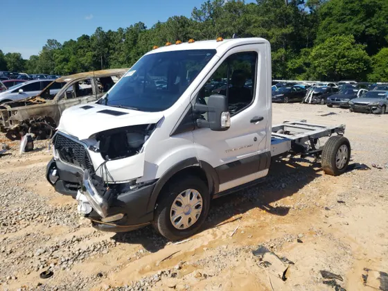 2022 Ford Transit Cutaway T-350