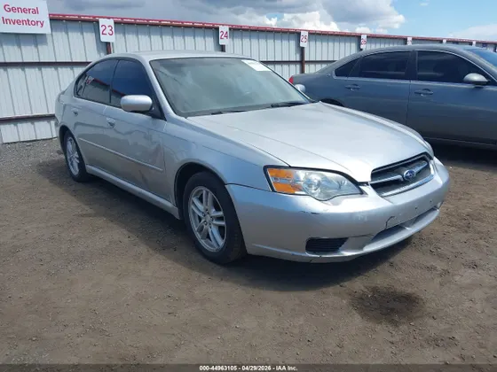 2005 Subaru Legacy Sedan (Natl) 2.5I