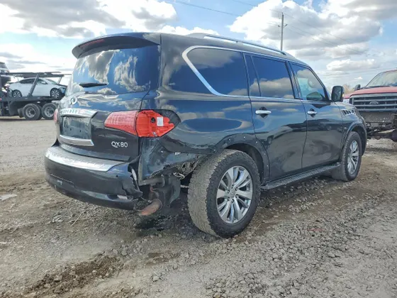 2017 INFINITI QX80