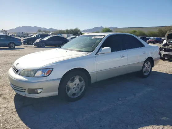 2000 Lexus ES 300 ES