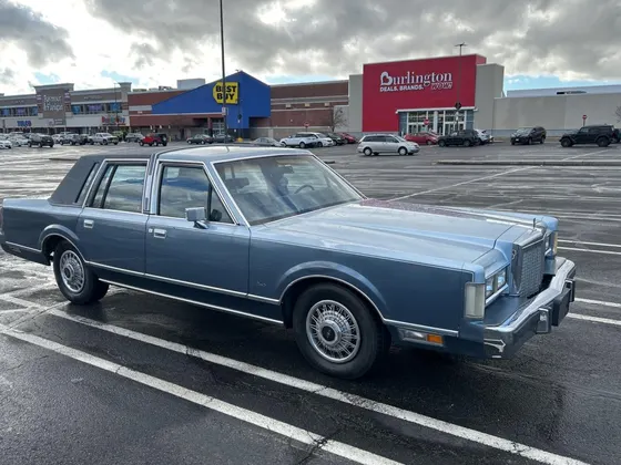1985 Lincoln Town Car