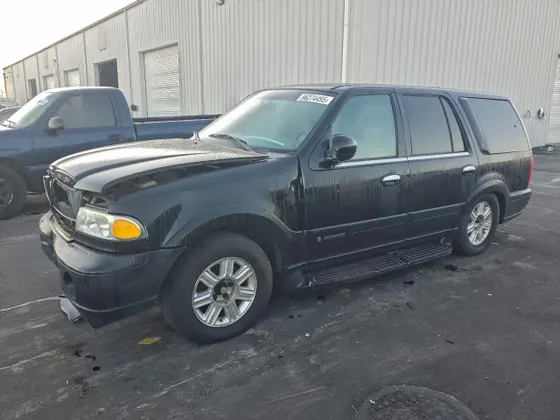 2002 Lincoln Navigator