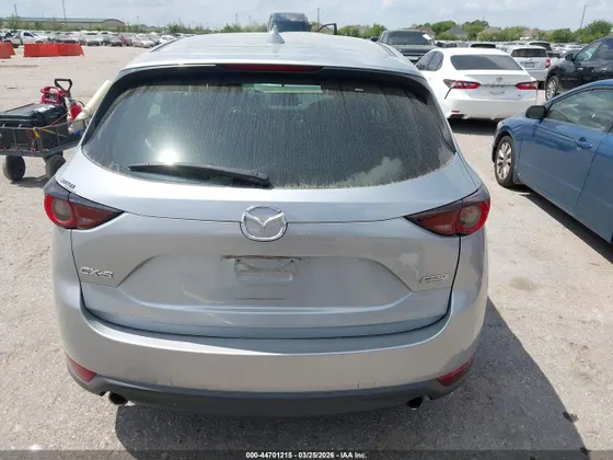 2017 Mazda CX-5 Sport