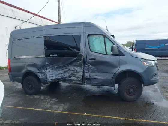 2021 Freightliner SPRINTER STANDARD ROOF V6