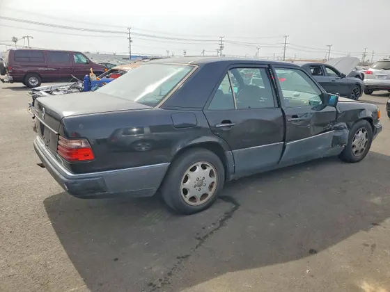 1992 Mercedes-Benz 300 Series 300E