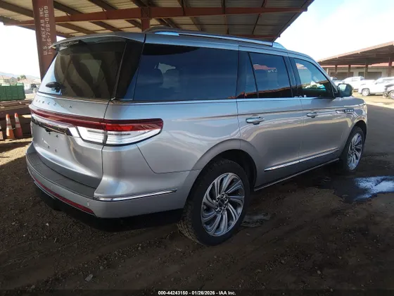 2023 Lincoln Navigator Reserve