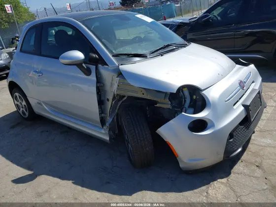 2014 FIAT 500e BATTERY ELECTRIC