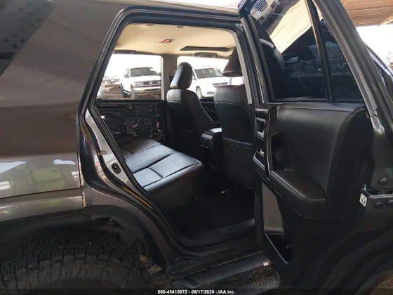2021 Toyota 4Runner Venture