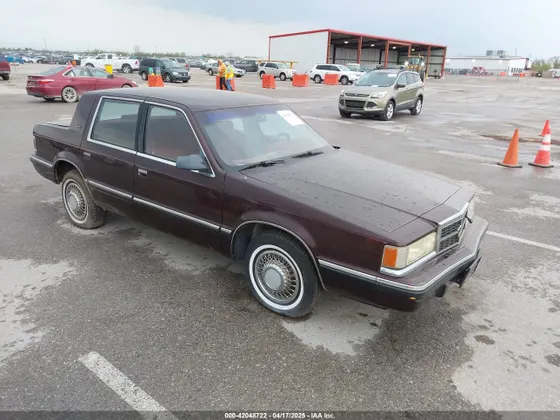 1992 Dodge Dynasty LE
