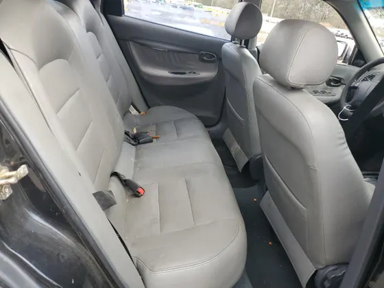 1999 Daewoo Nubira CDX