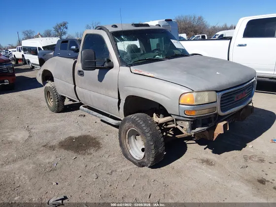 2002 GMC Sierra 2500HD Classic Work Truck