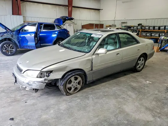 1997 Lexus ES 300 Luxury Sport Sdn ES