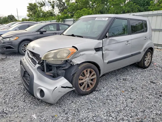 2012 Kia Soul +