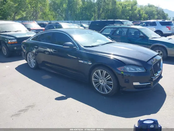 2018 Jaguar XJ XJ R-Sport