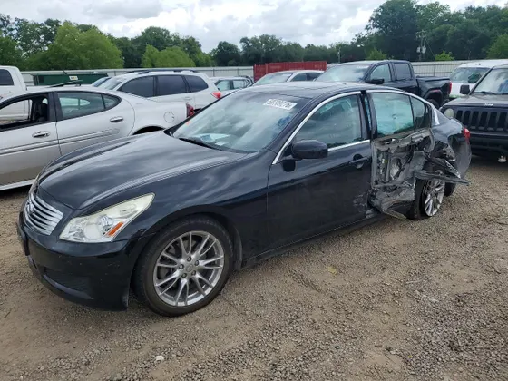 2008 INFINITI G35 Sedan x